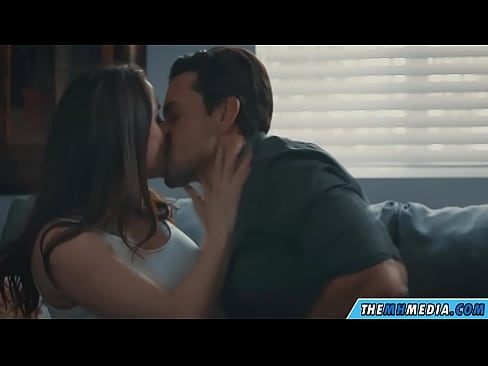 ❤️ Ρομαντικό σεξ με μια καλή μαμά με πλούσιο στήθος ❤️ Πόρνο